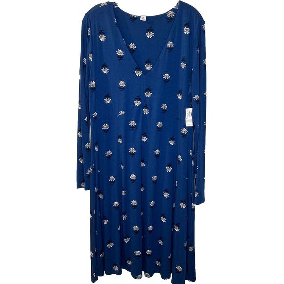 Old Navy Dresses & Skirts - Old Navy Dress XL Blue Floral Deep vneck Fit Flare New